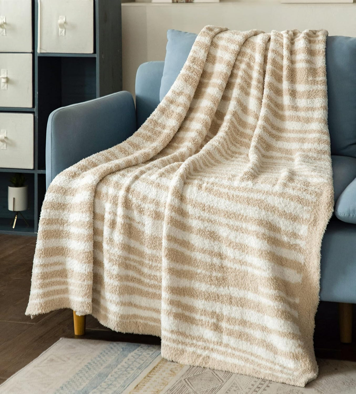 Chunky Knit Chenille Throw Blanket 50 x 60 Q87677