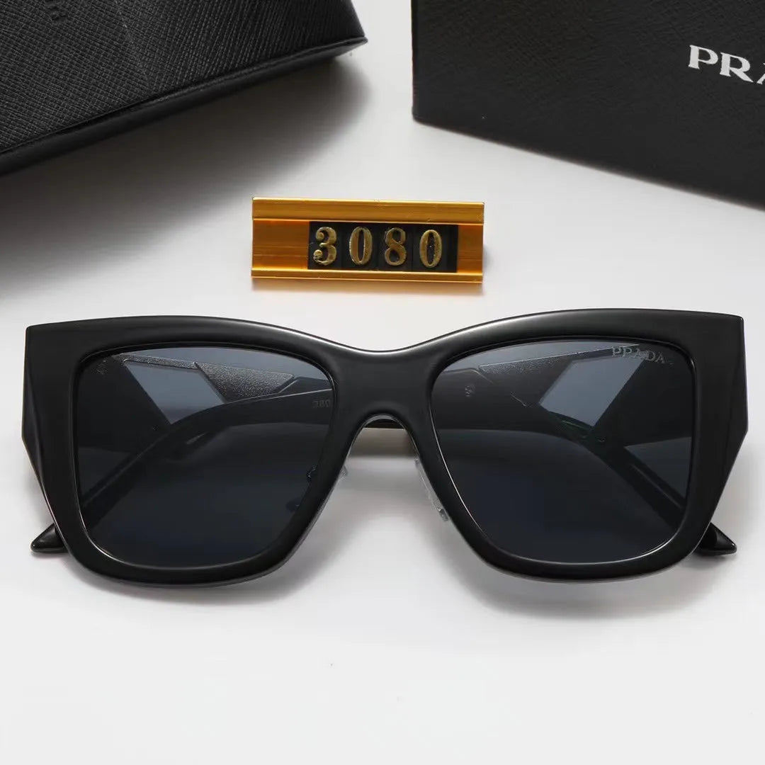 Fashion PA Letter Triangle Hollow Print Sunglasses L59255