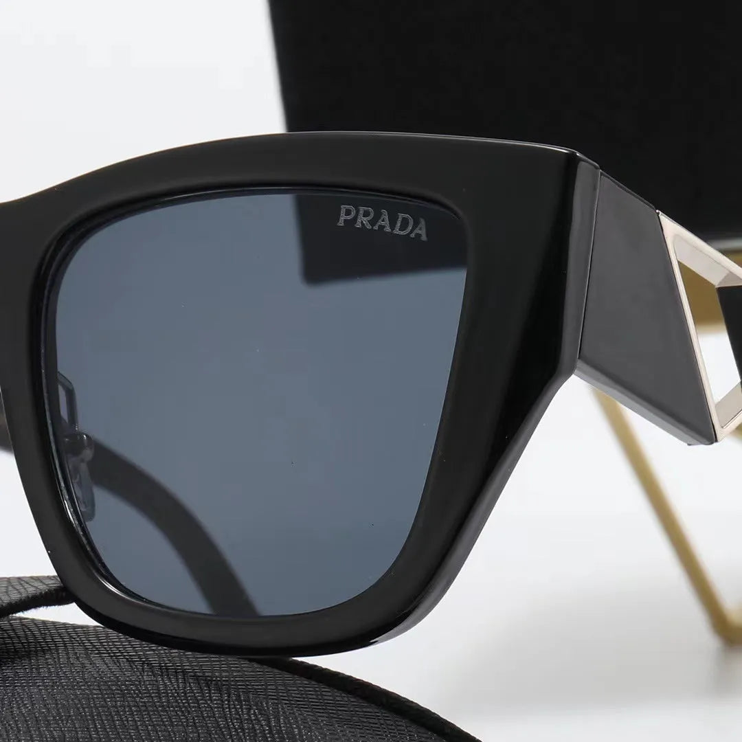 Fashion PA Letter Triangle Hollow Print Sunglasses L59255