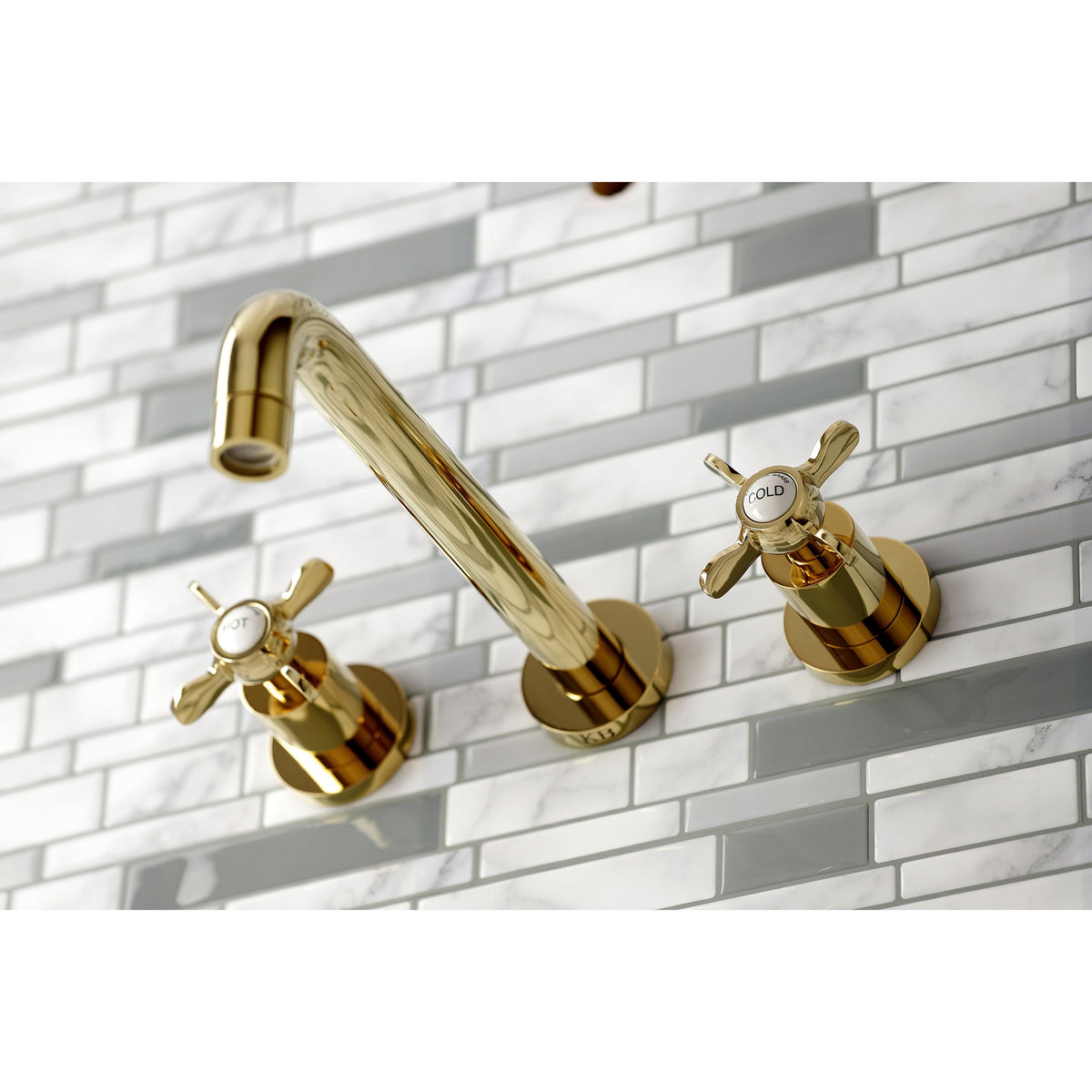 Polished Chrome Wall Mount Tub Faucet Z18814