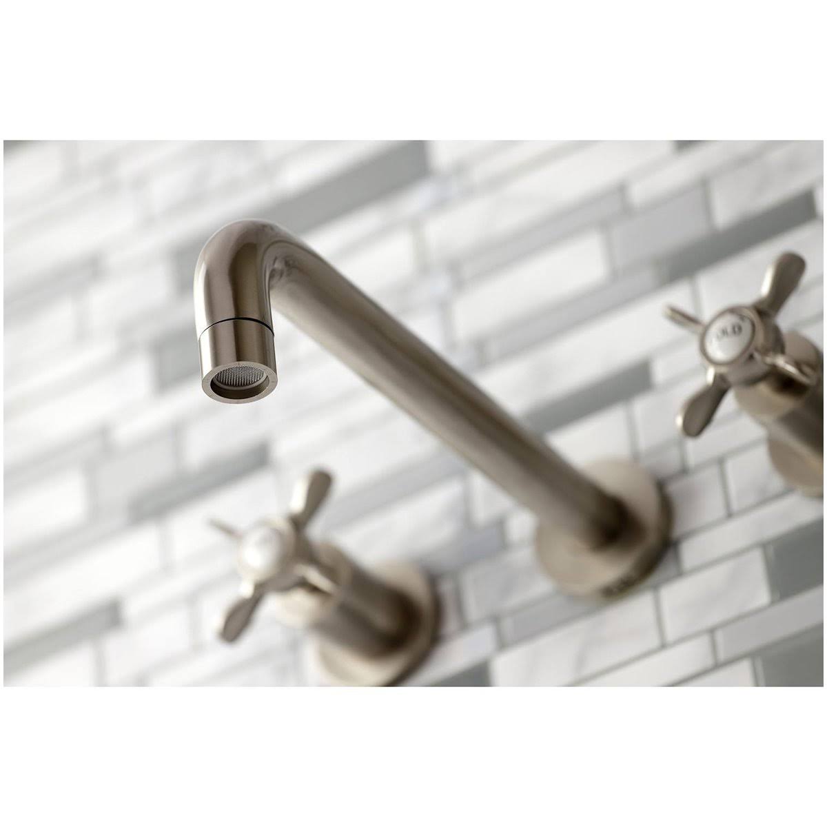Polished Chrome Wall Mount Tub Faucet Z18814