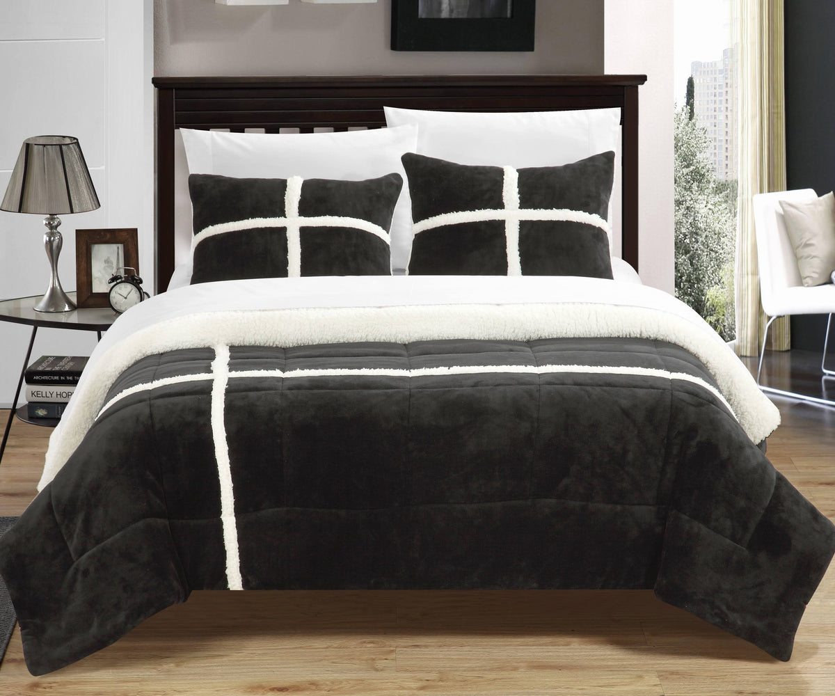Black Queen 3 Piece Sherpa Comforter Set N6970