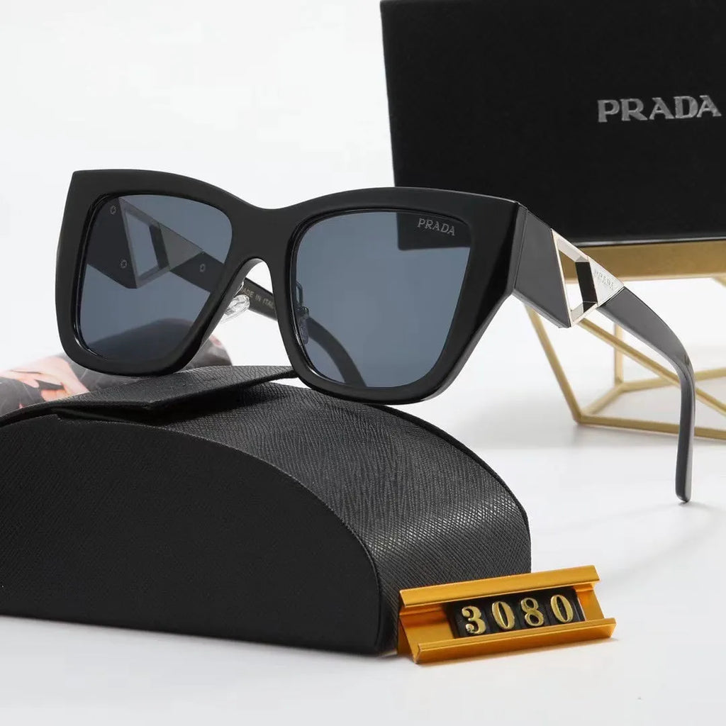 Fashion PA Letter Triangle Hollow Print Sunglasses L59255