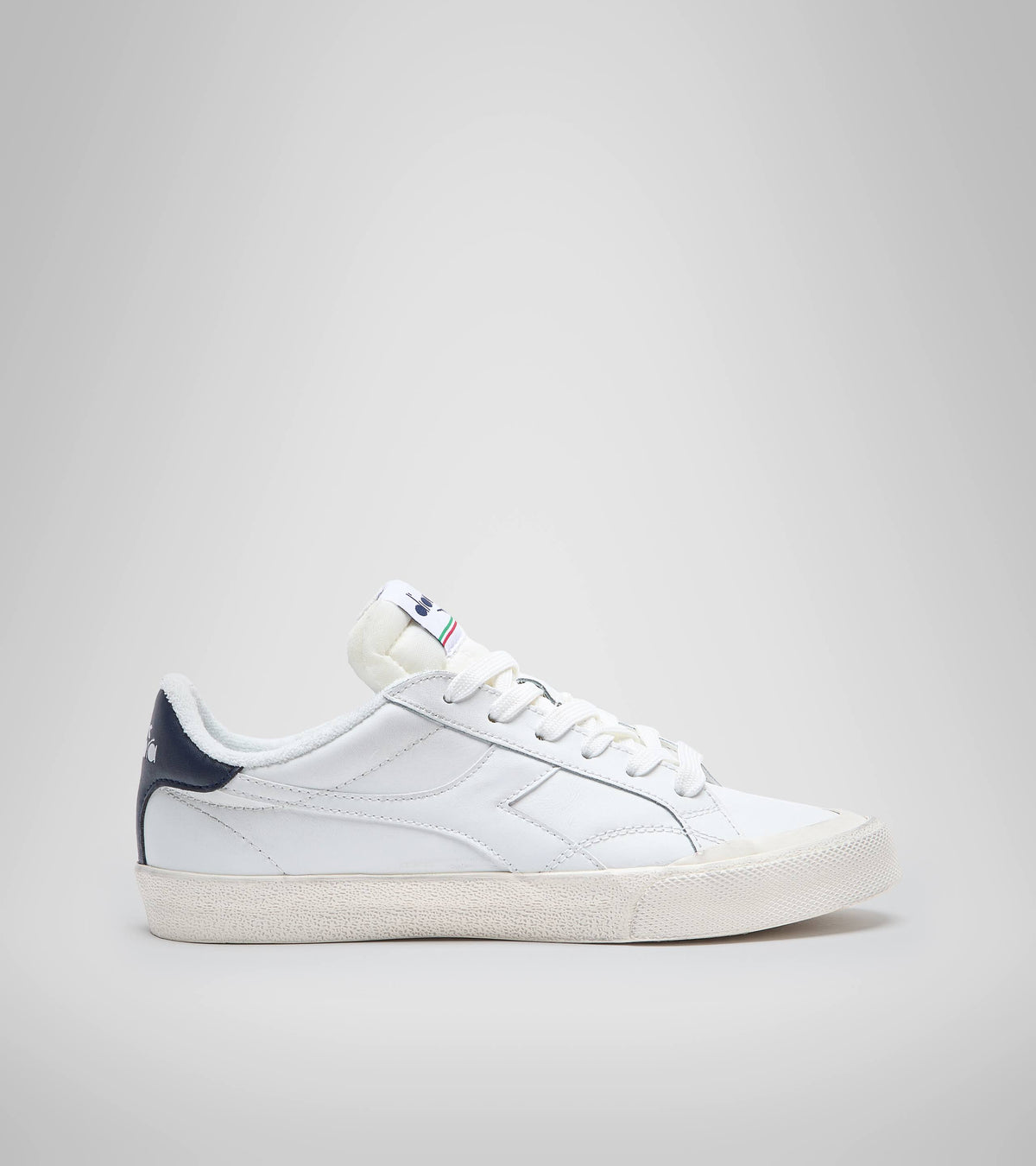 Dirty White Leather Shoes B91943