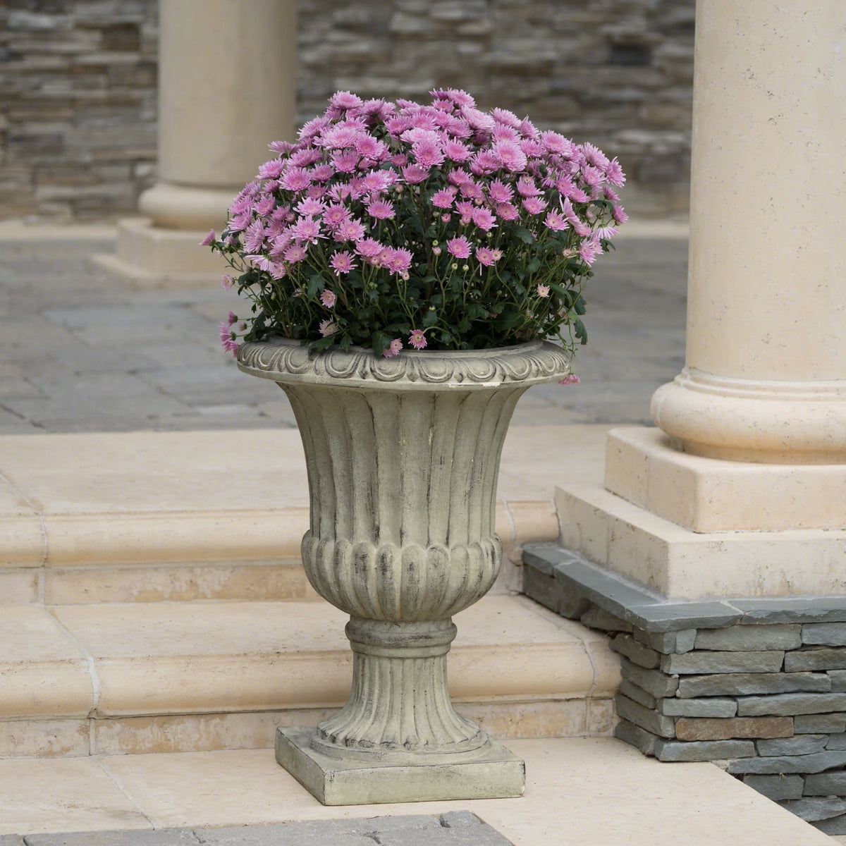 Antique 26-inch Urn Planter V802