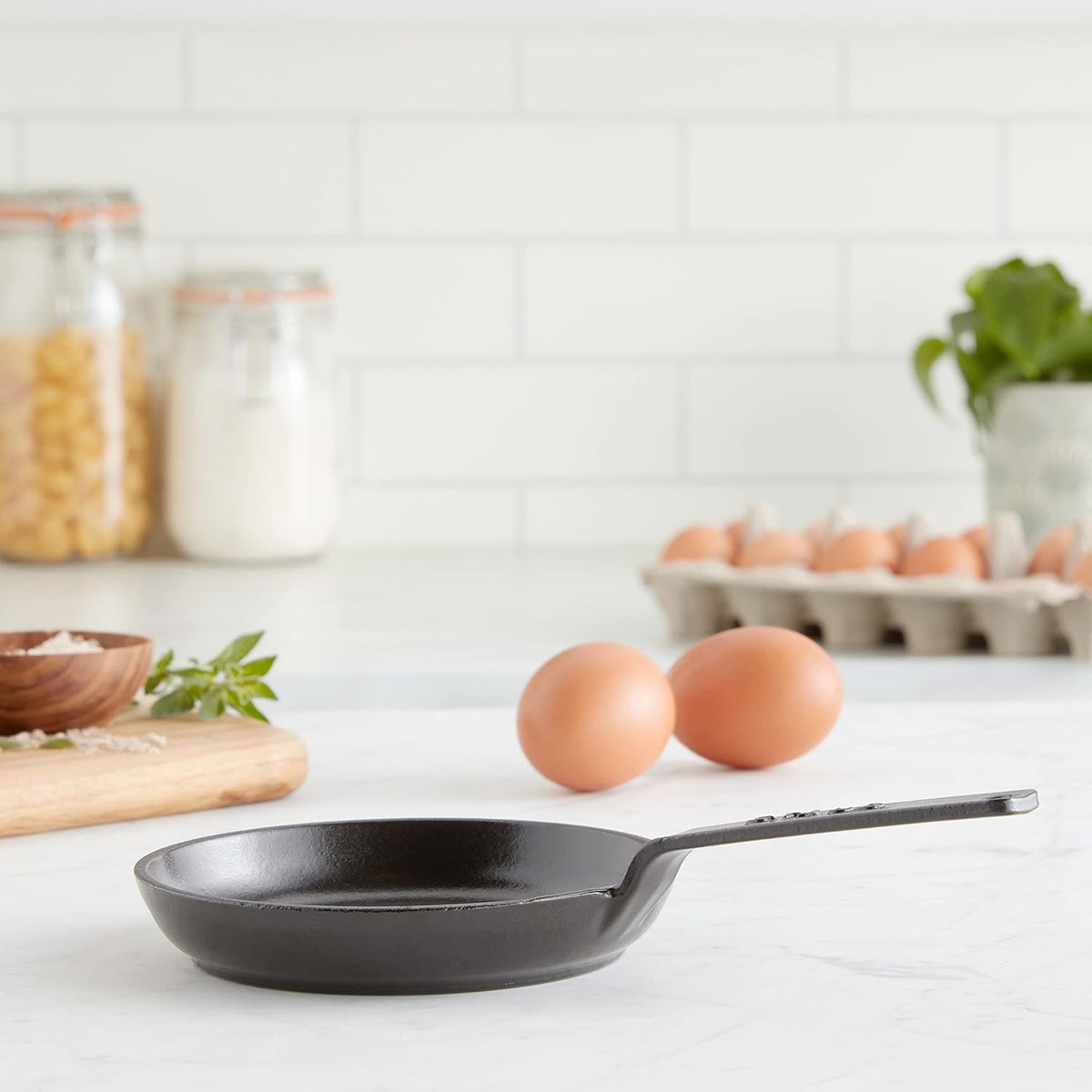 Matte Black Cast Iron Mini Frying Pan R992