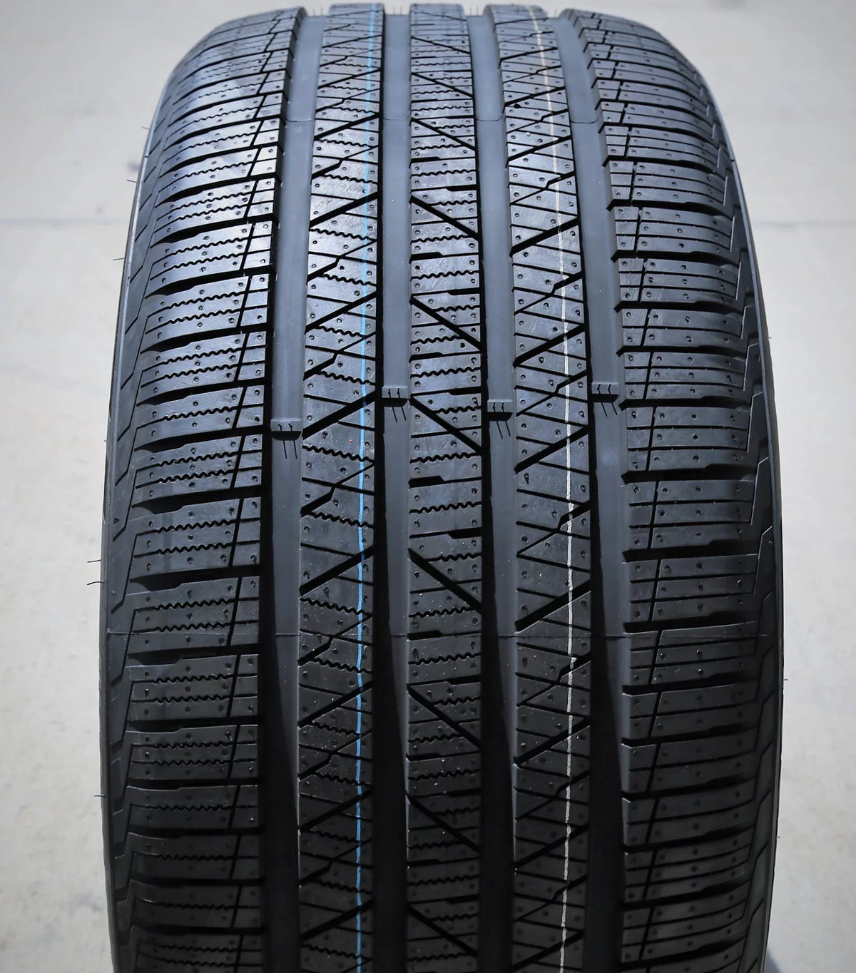 All Season 285/45R21 113H XL SUV/Crossover Tire T629