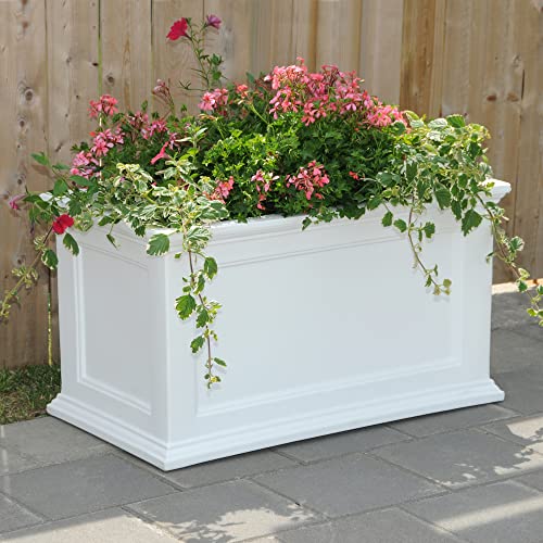 Black Rectangle Planter with Built-In Water Reservoir C83877