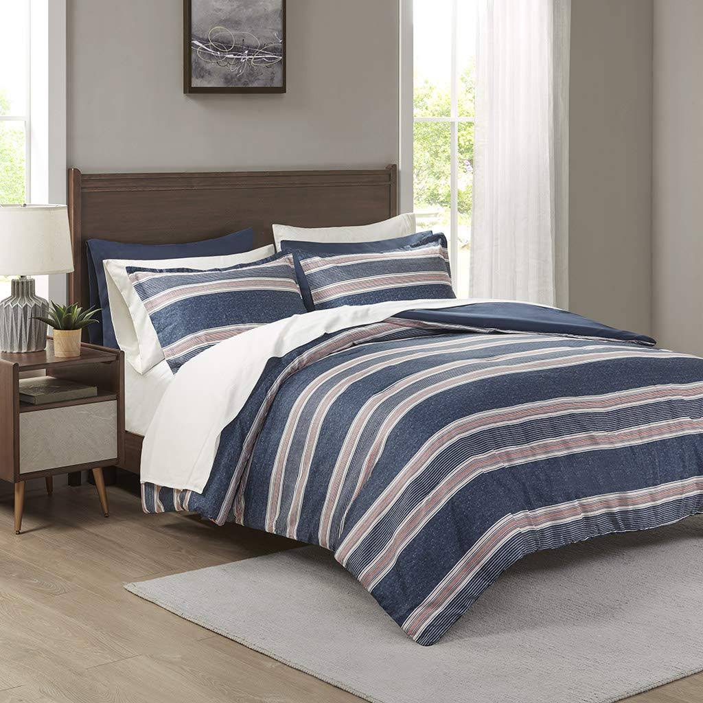 Queen Navy/Red Comforter W204281
