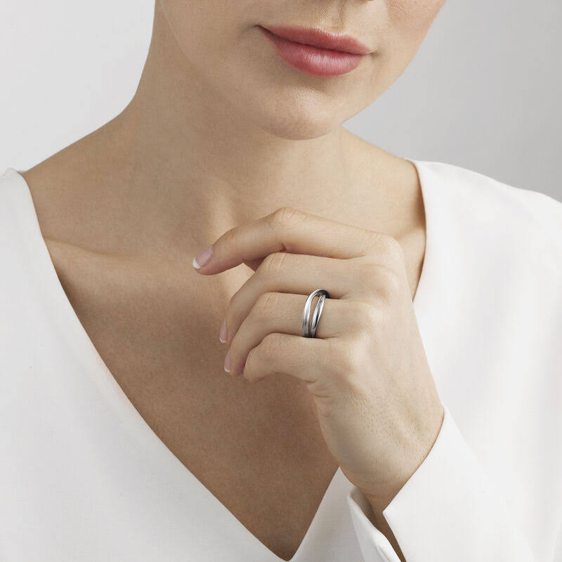 Sterling Silver Ring Q221